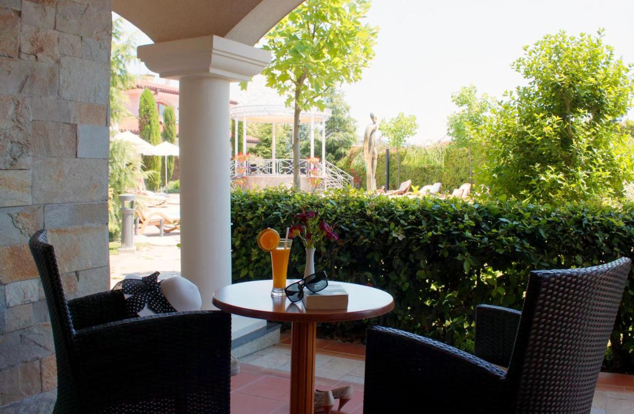 Helena Vip Villas And Suites Słoneczny Brzeg Zewnętrze zdjęcie