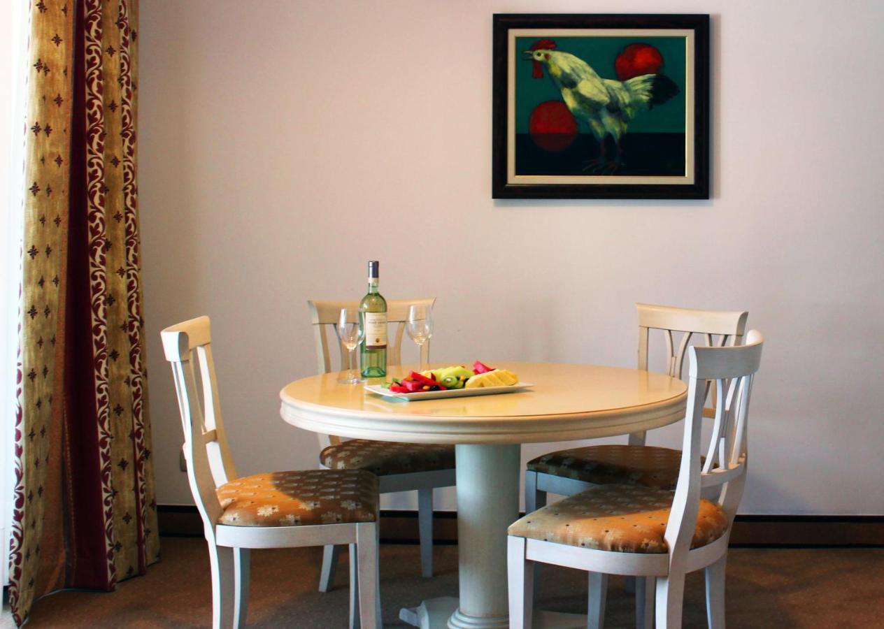 Helena Vip Villas And Suites Słoneczny Brzeg Zewnętrze zdjęcie