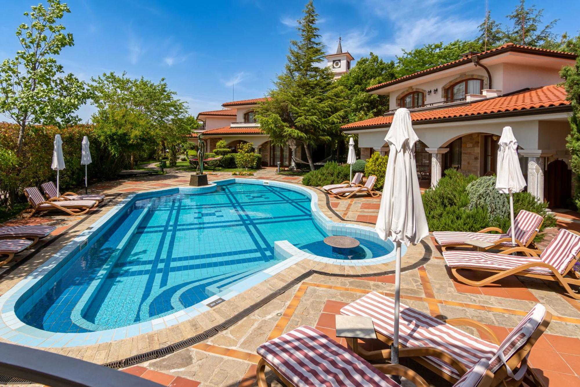 Helena Vip Villas And Suites Słoneczny Brzeg Zewnętrze zdjęcie