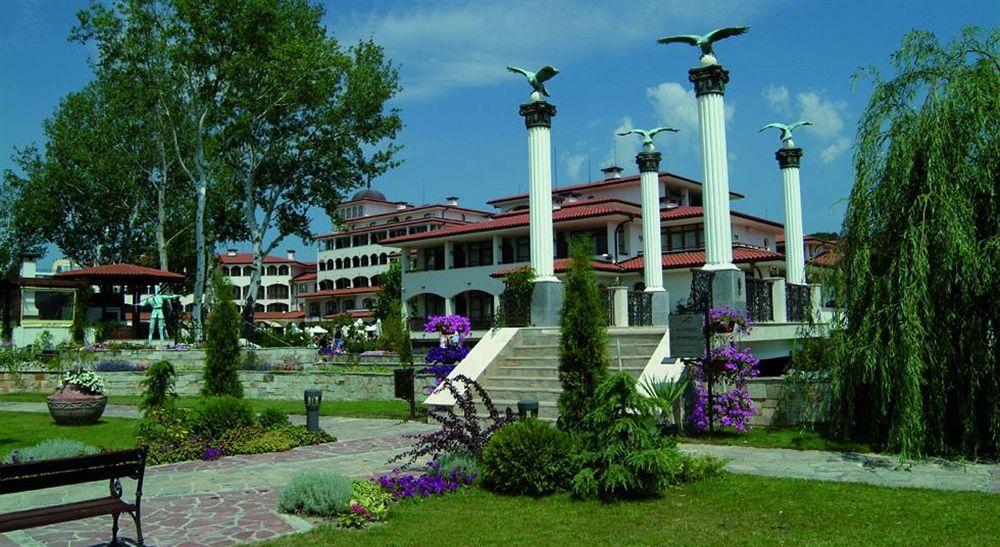 Helena Vip Villas And Suites Słoneczny Brzeg Zewnętrze zdjęcie