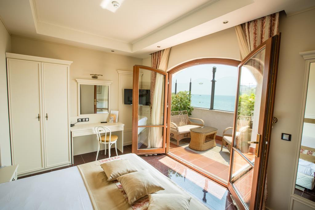 Helena Vip Villas And Suites Słoneczny Brzeg Zewnętrze zdjęcie